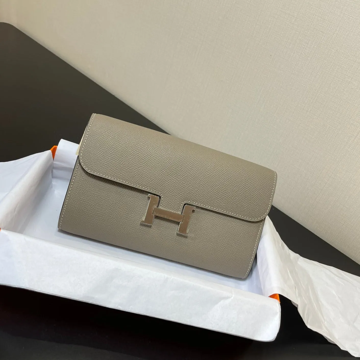 Hermes Bags CONSTANCE TO GO 20.5 GREY EPSOM SILVER  HARDWARE - Certified Pre-Owned Luxury