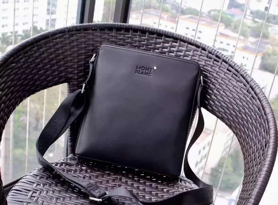 Mont Blanc 022-2 Crossbody Bag Leather [2431a4] - Certified Pre-Owned Luxury