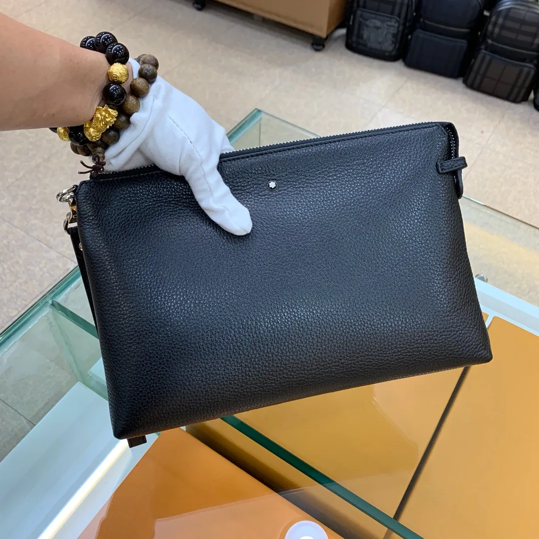 1052 Leather Card Case view 3