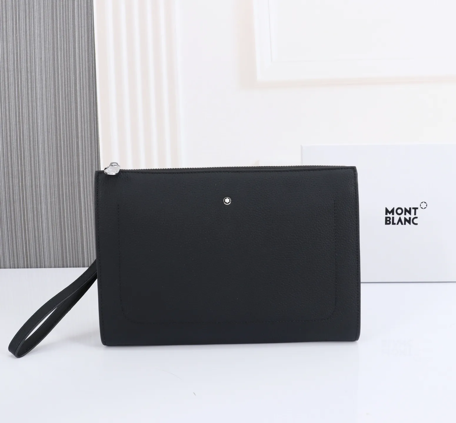 Mont Blanc 1109 Leather Card Slot Bag - Certified Pre-Owned Luxury