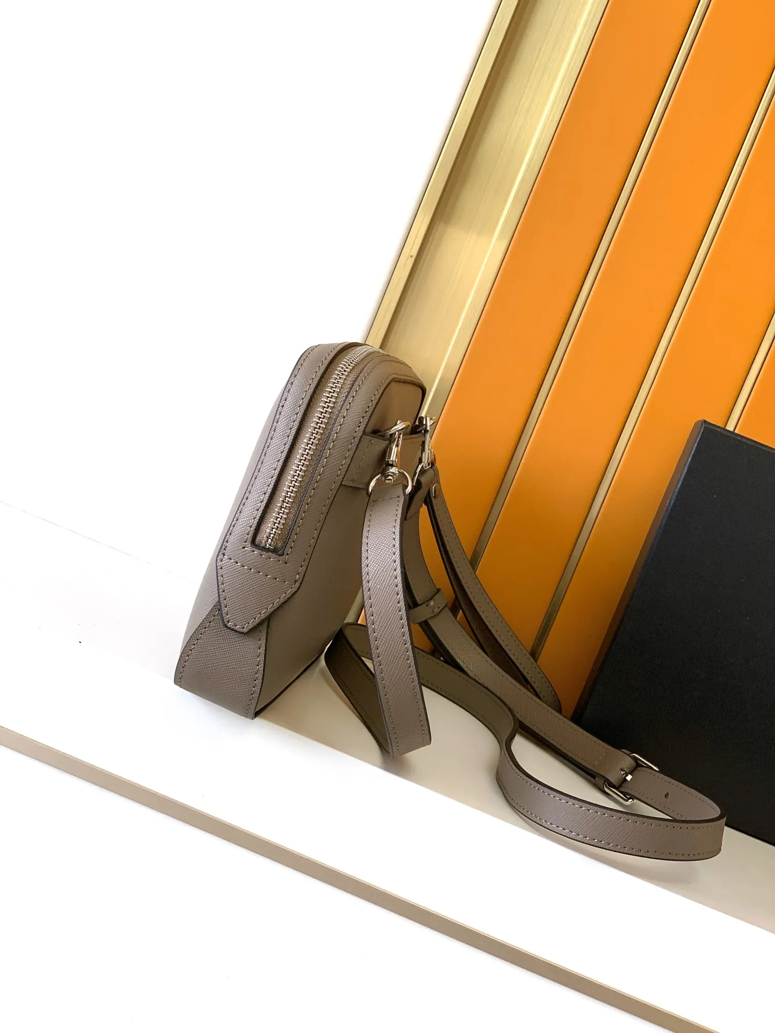 130308 Convertible Pouch Khaki view 2