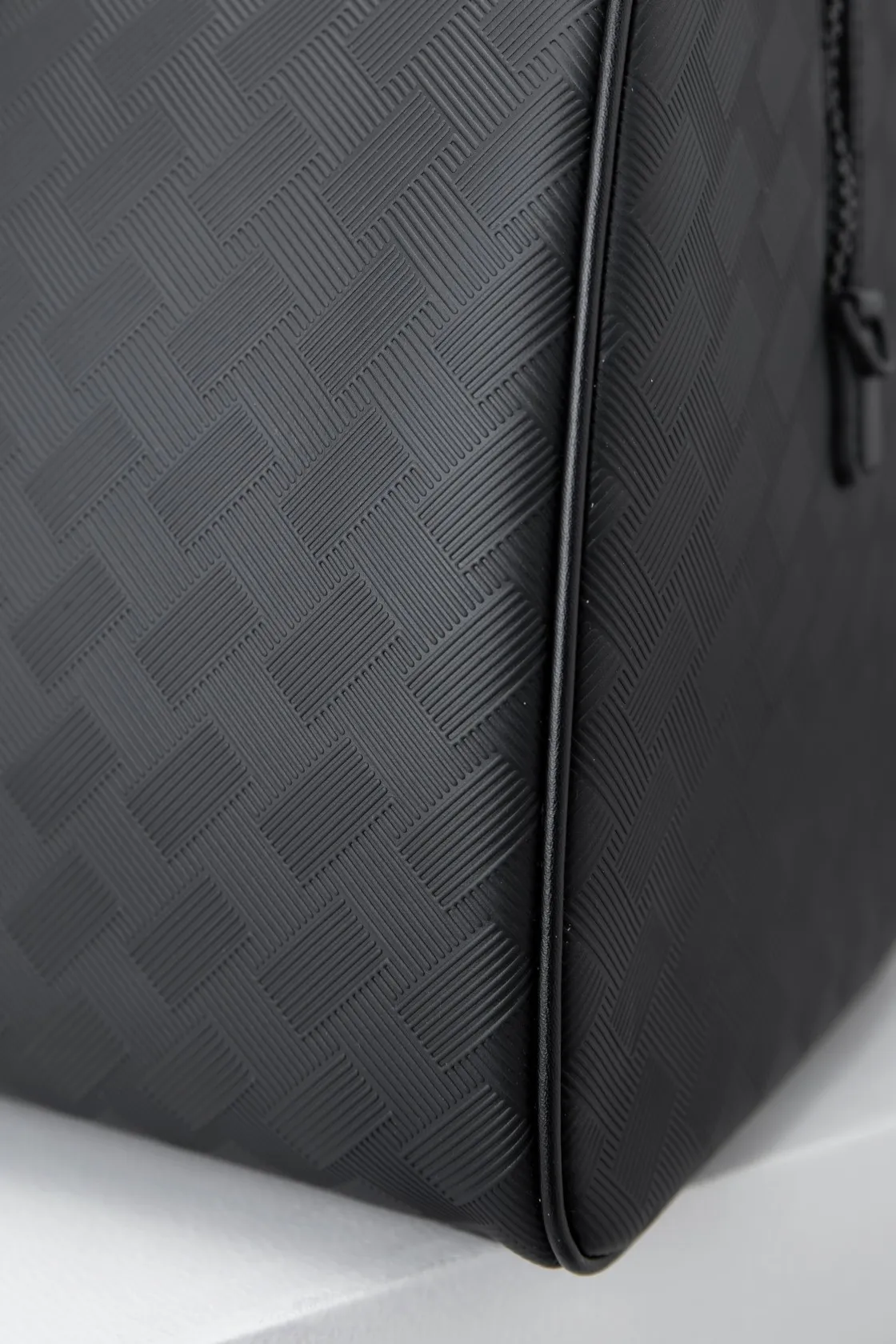 142 Mailbox Bag Large Black view 6