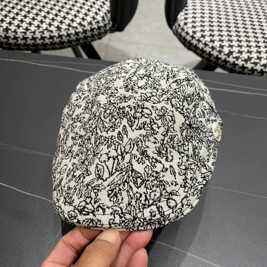 Baker Boy Cap In White Mix Black Fabric 431518 view 5