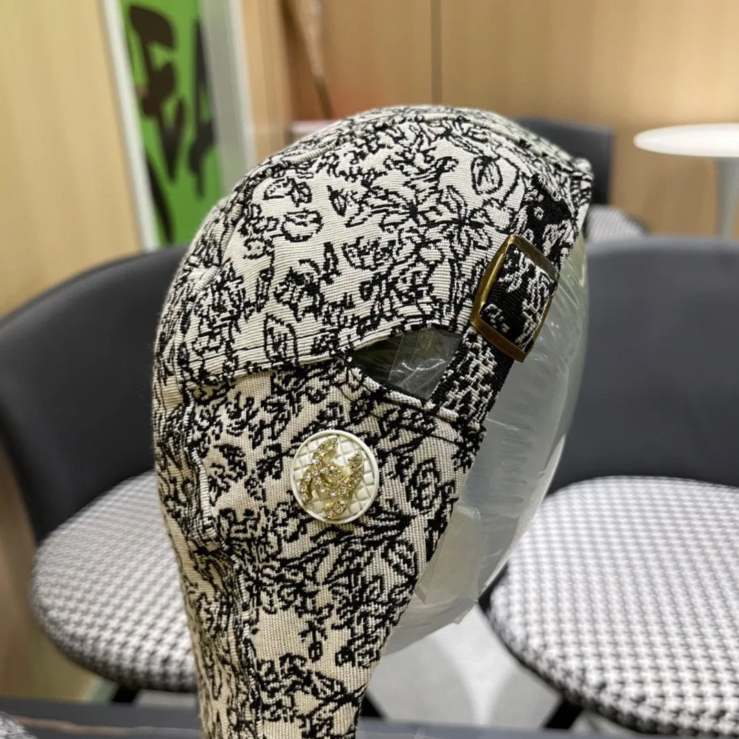 Baker Boy Cap In White Mix Black Fabric 431518 view 7