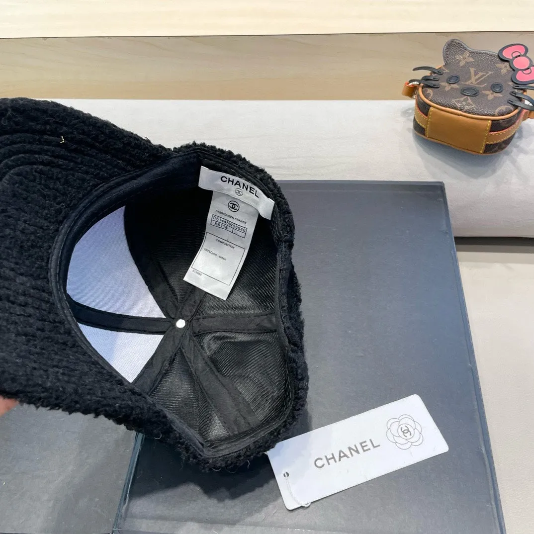 Baseball Cap In Black Shearling 422433 view 7