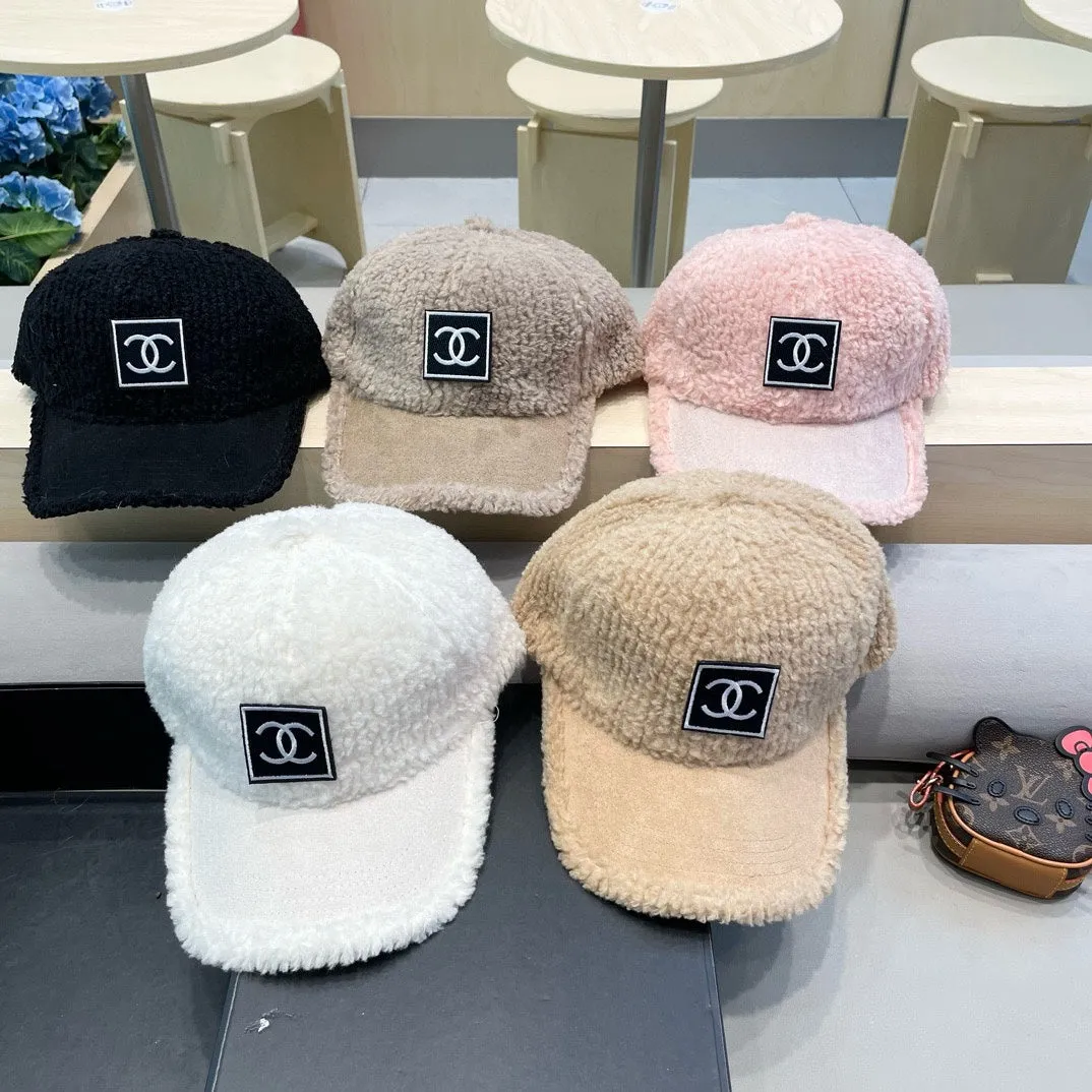 Baseball Cap In Camel Beige Shearling 422432 view 8