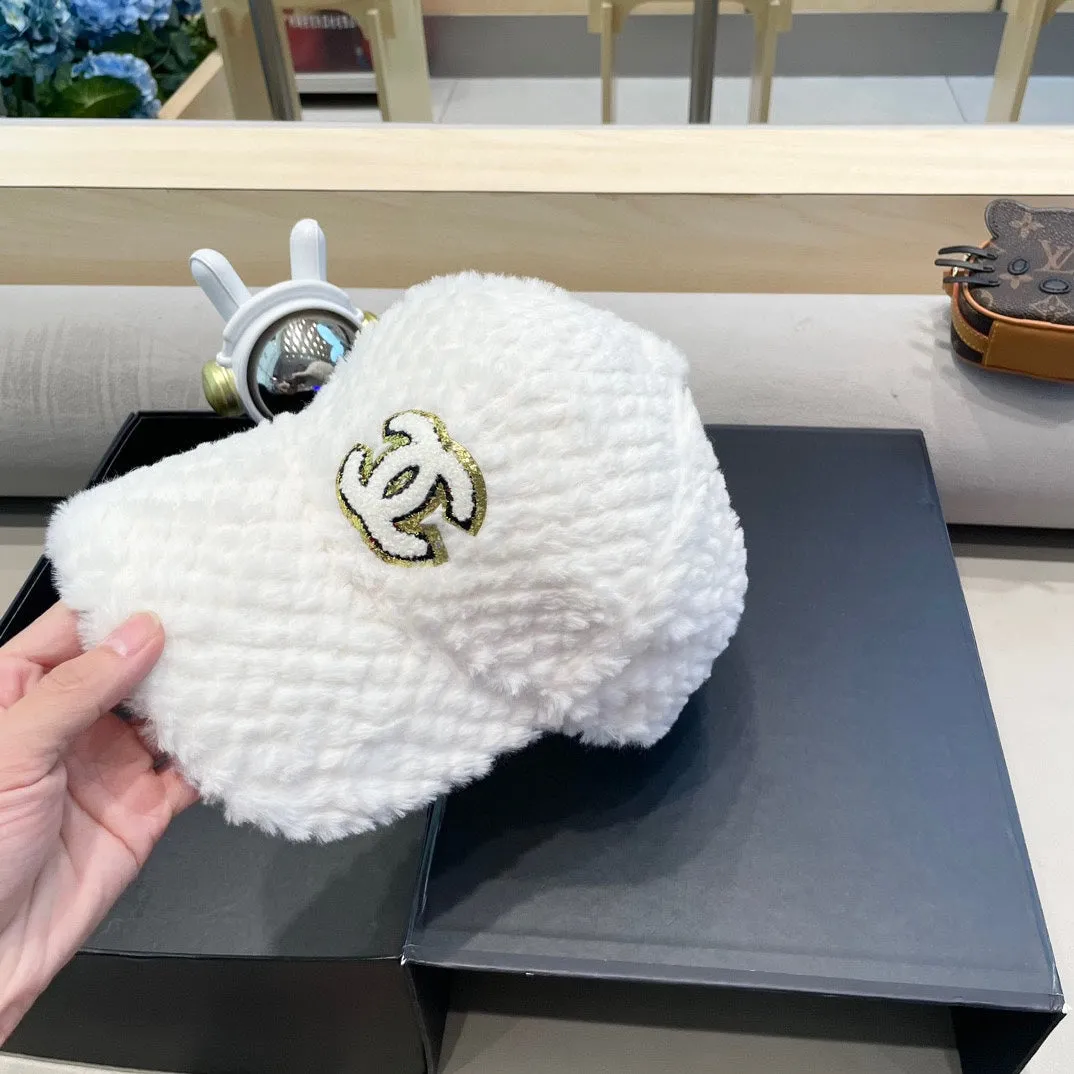 Baseball Cap In White Fleece 431372 view 3