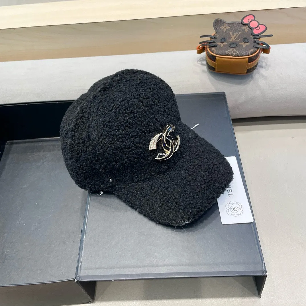 Baseball Hat In Black Lamb Fur 424253 view 2