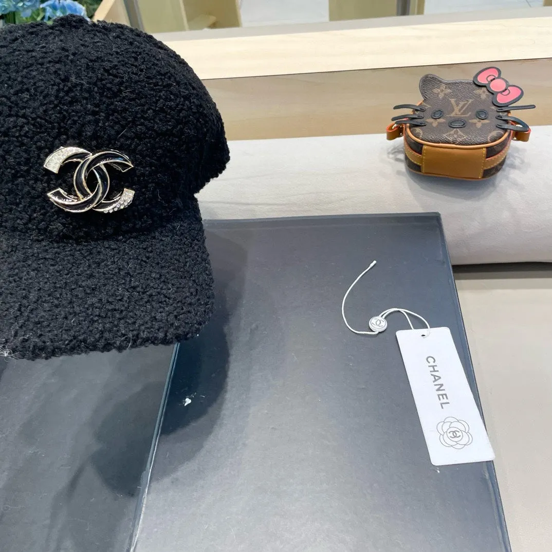 Baseball Hat In Black Lamb Fur 424253 view 6