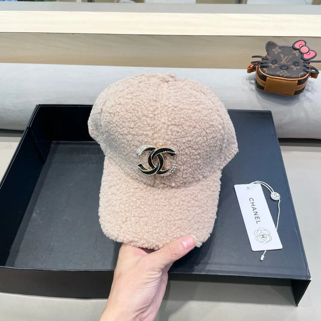 Baseball Hat In Light Pink Lamb Fur 424252 view 2