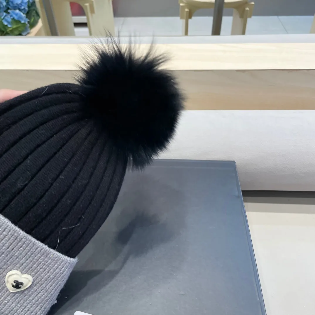 Beanie Hat In Black Mix Light Gray Wool 421050 view 5
