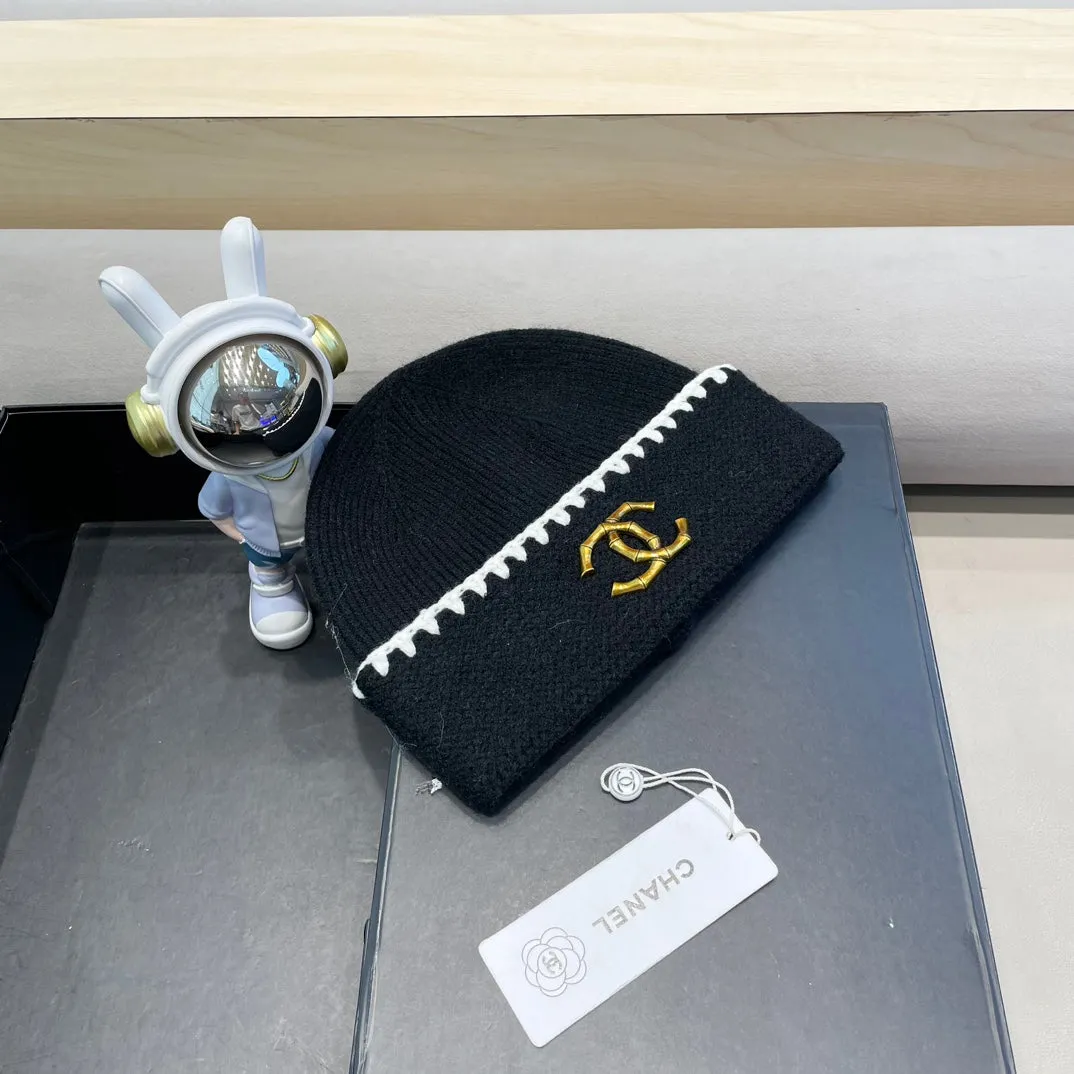 Beanie Hat In Black Wool 419778 view 2
