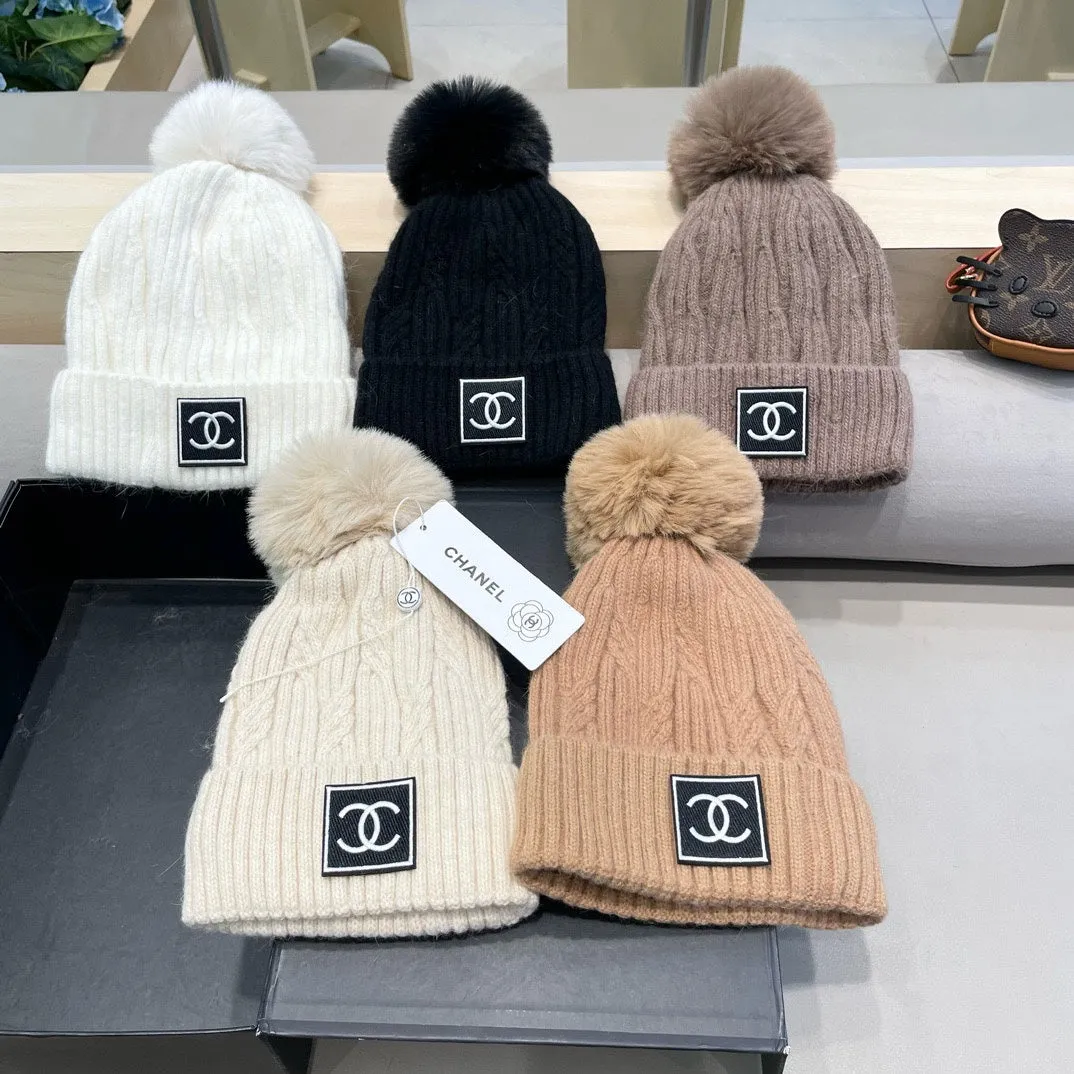 Beanie Hat In Black Wool 422174 view 8