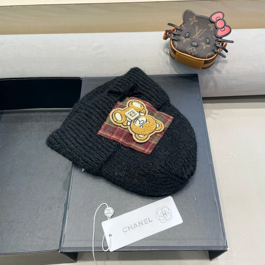 Beanie Hat In Black Wool With Bow 421254 view 3