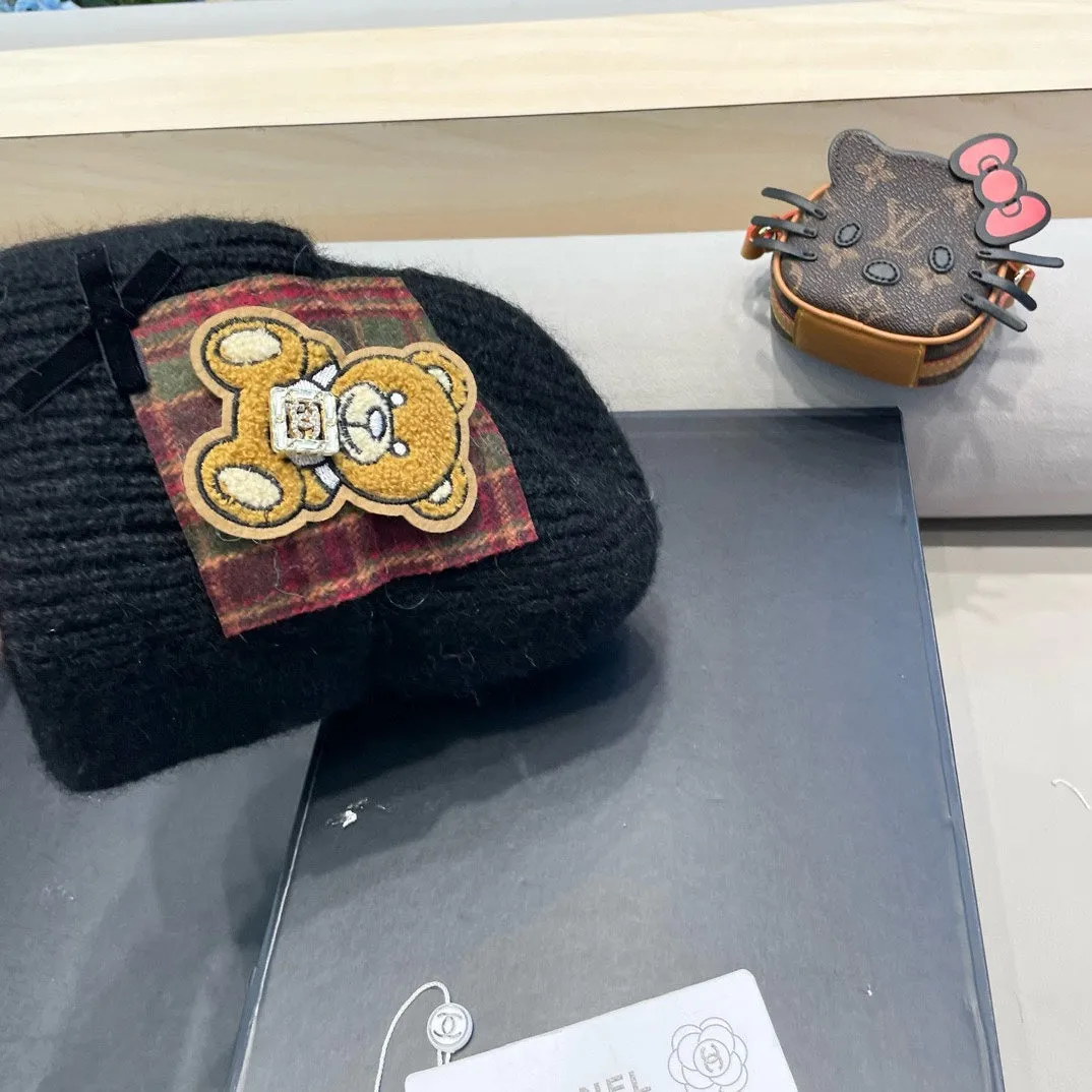 Beanie Hat In Black Wool With Bow 421254 view 4