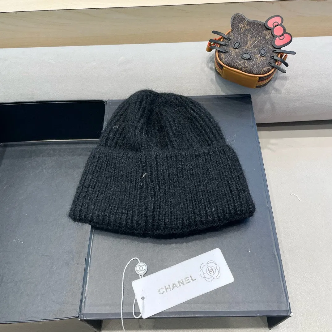 Beanie Hat In Black Wool With Bow 421254 view 7
