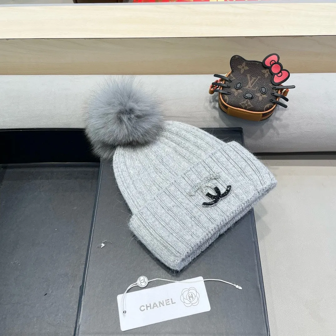 Beanie Hat In Cloud Gray Wool 426235 - Main View