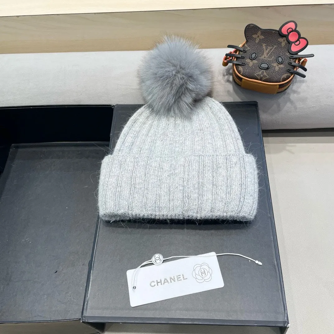 Beanie Hat In Cloud Gray Wool 426235 view 3