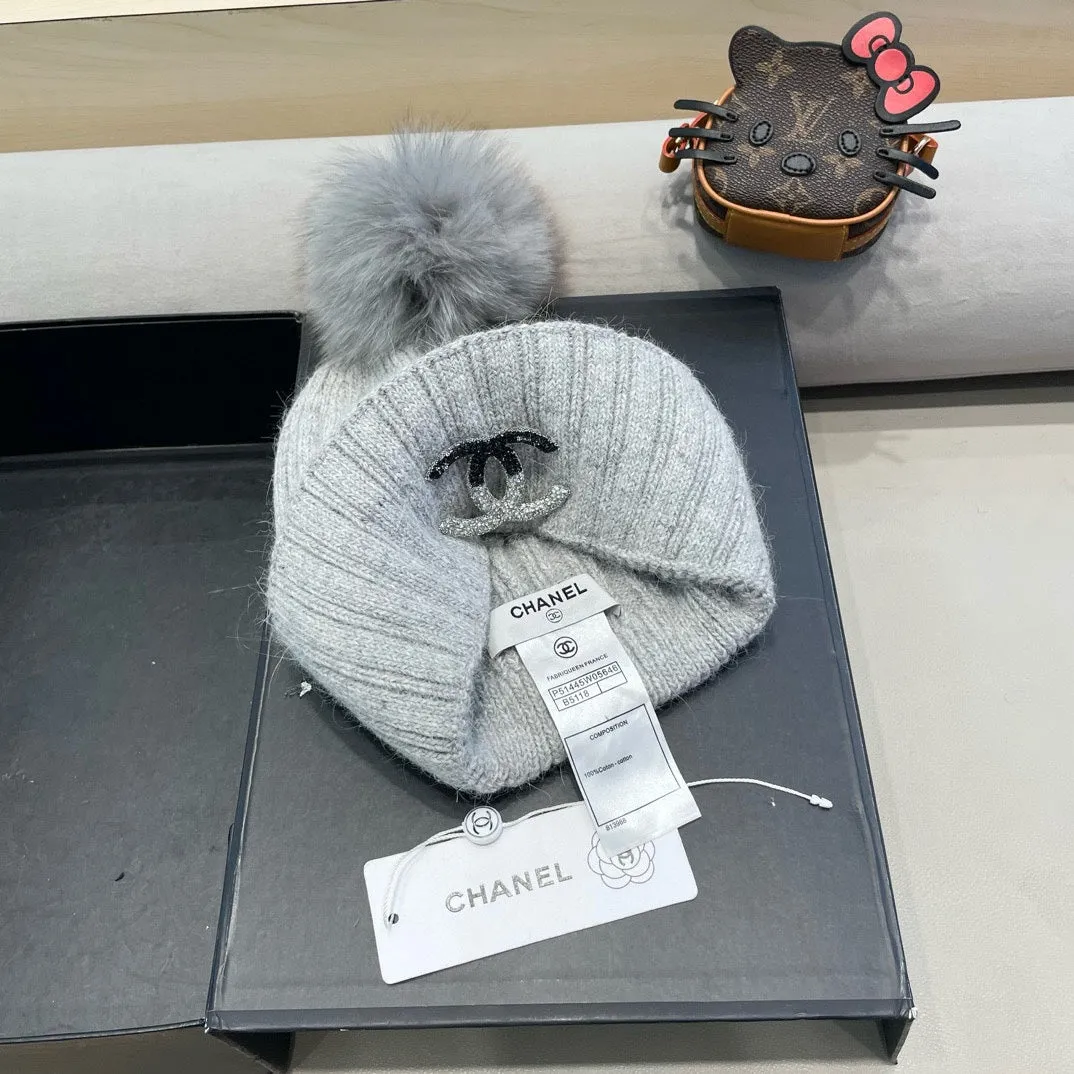 Beanie Hat In Cloud Gray Wool 426235 view 5
