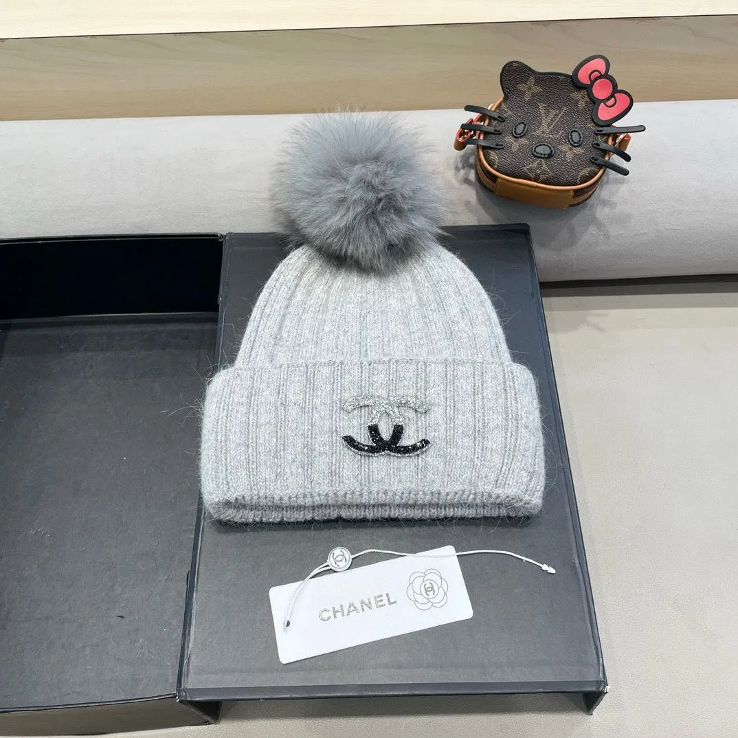 Beanie Hat In Cloud Gray Wool 426235 view 8