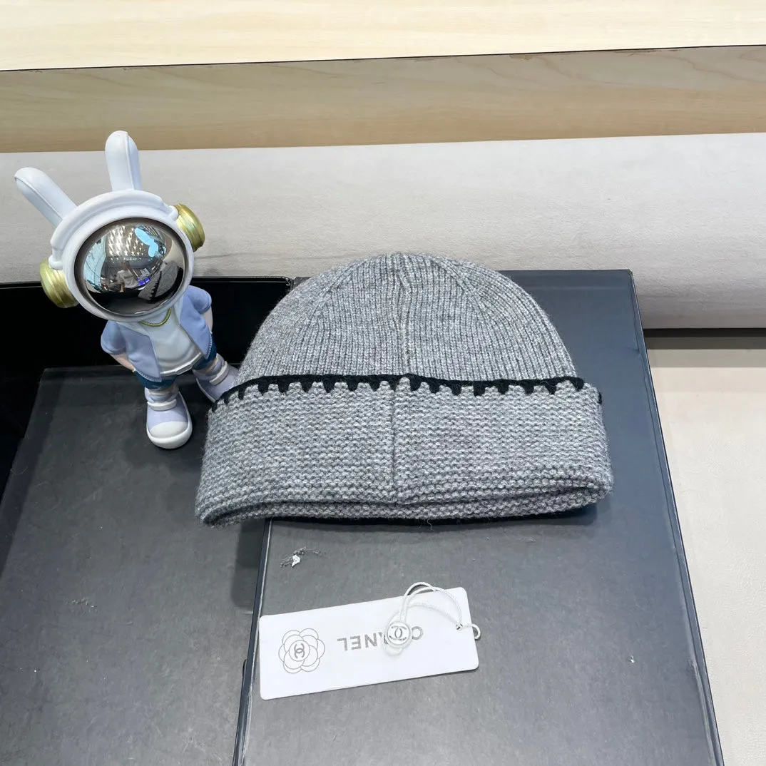 Beanie Hat In Coal Gray Wool 419780 view 4
