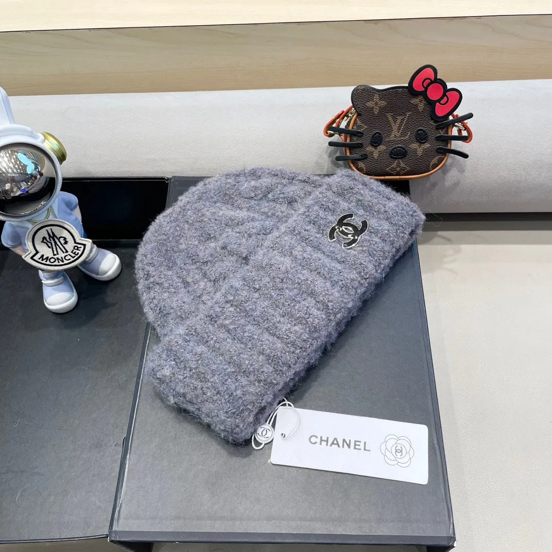 Beanie Hat In Cool Gray Wool 413327 view 2