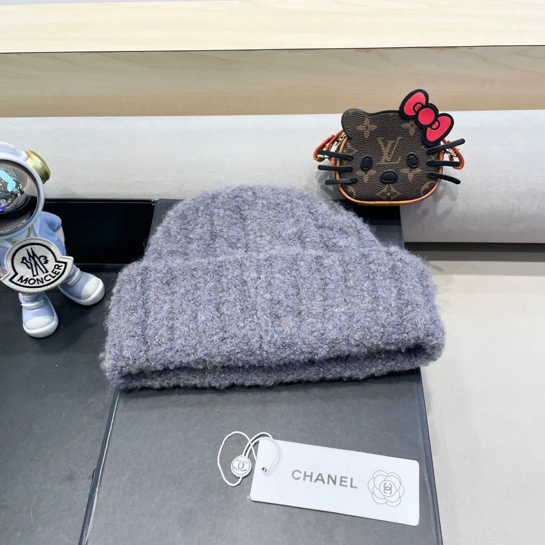 Beanie Hat In Cool Gray Wool 413327 view 4