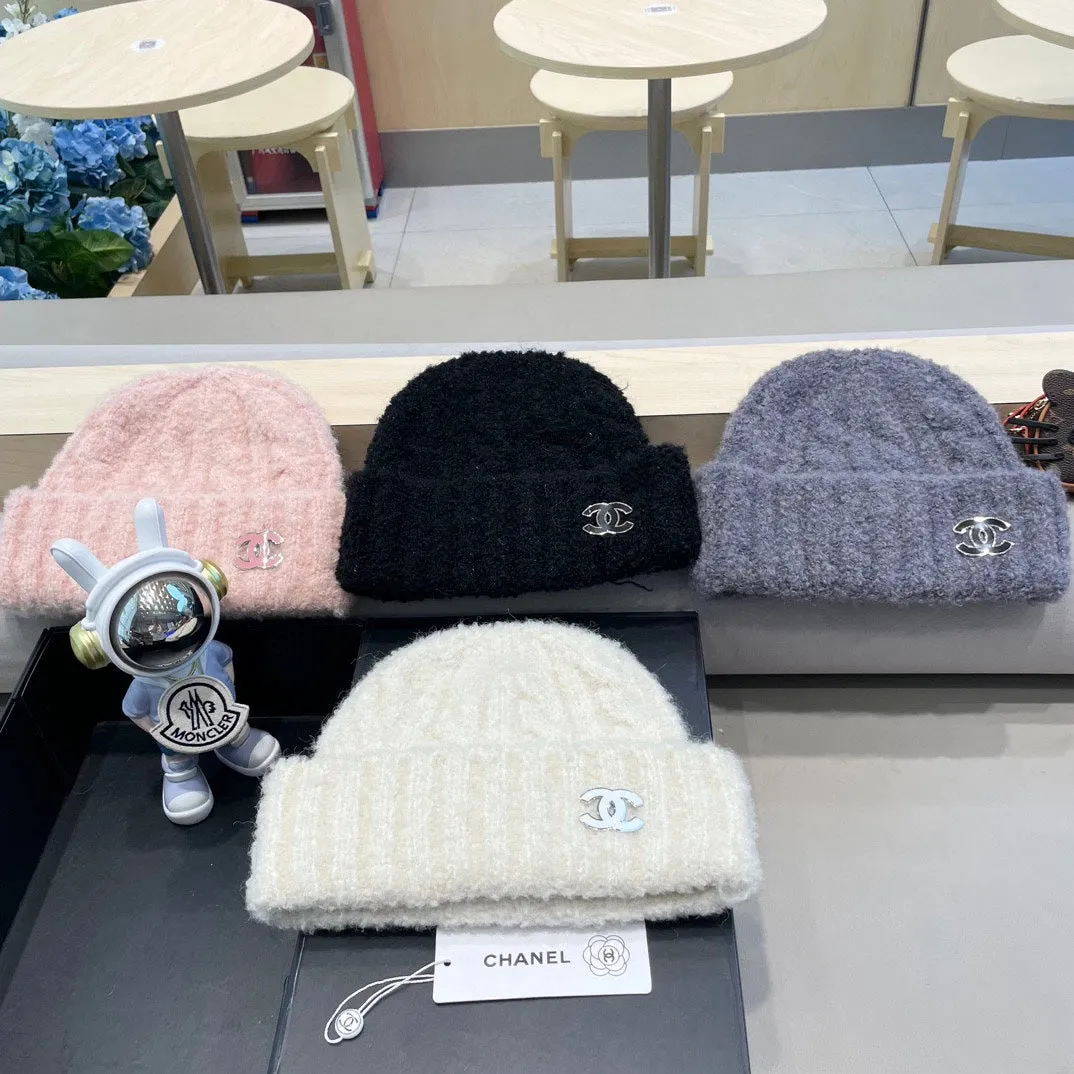 Beanie Hat In Cool Gray Wool 413327 view 8
