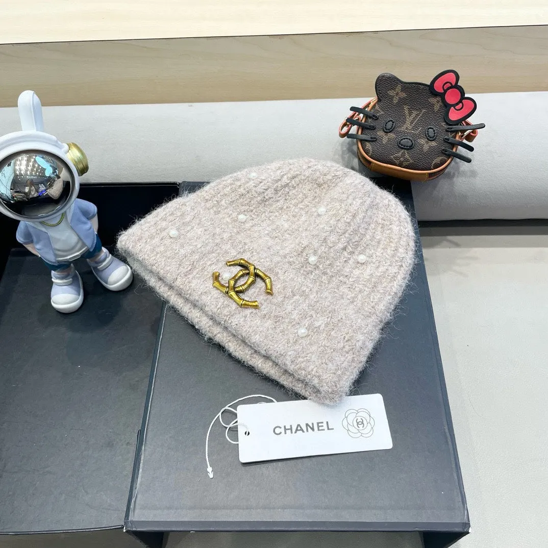 Beanie Hat In Khaki Brown Wool 430084 view 2