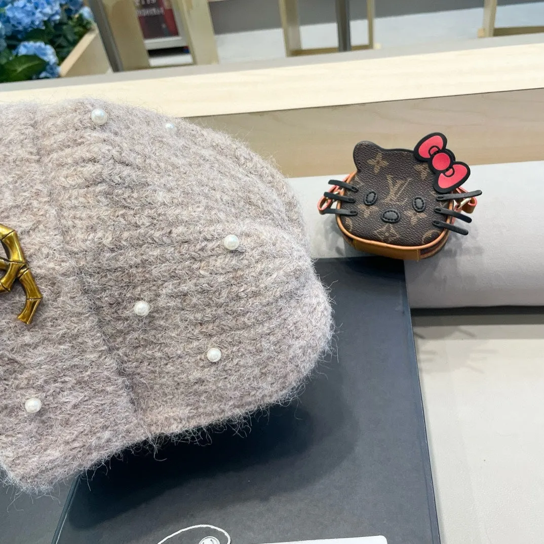 Beanie Hat In Khaki Brown Wool 430084 view 7