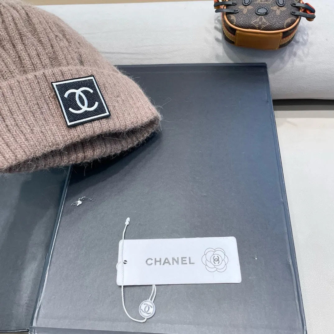 Beanie Hat In Light Brown Wool 422175 view 7