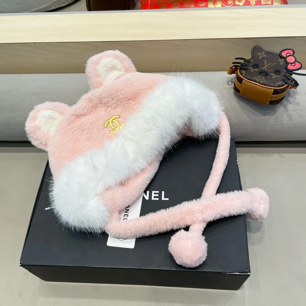 Beanie Hat In Light Pink Lamb Fur 426239 view 3