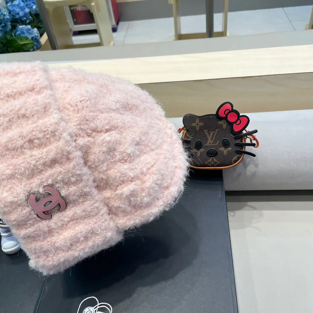 Beanie Hat In Light Pink Wool 413329 view 6