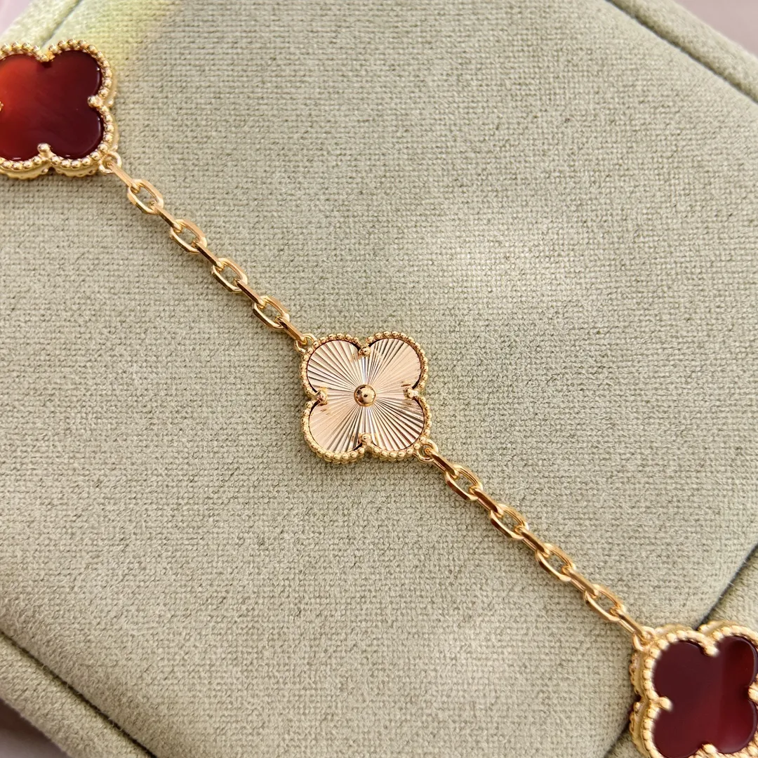 Agate Laser Bracelet Red view 4