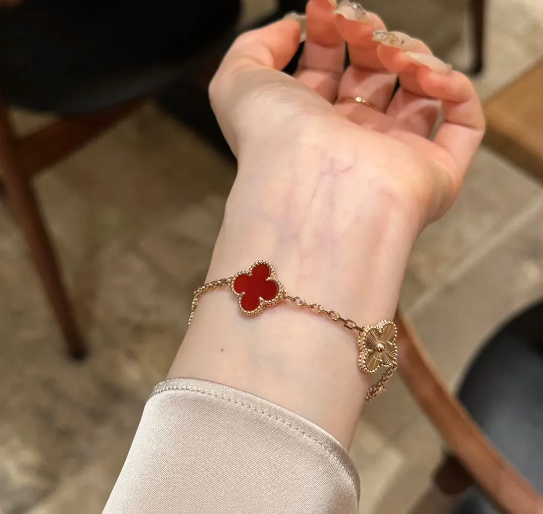 Agate Laser Bracelet Red view 7