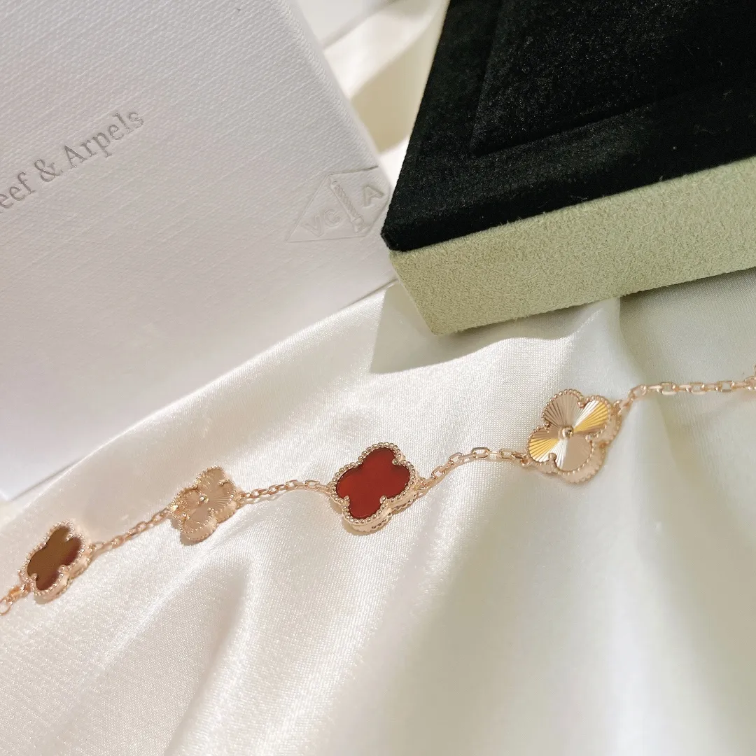 Alhambra Clover Bracelet Red view 3