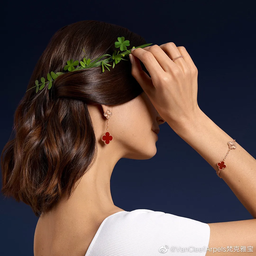 Alhambra Clover Bracelet Red view 8