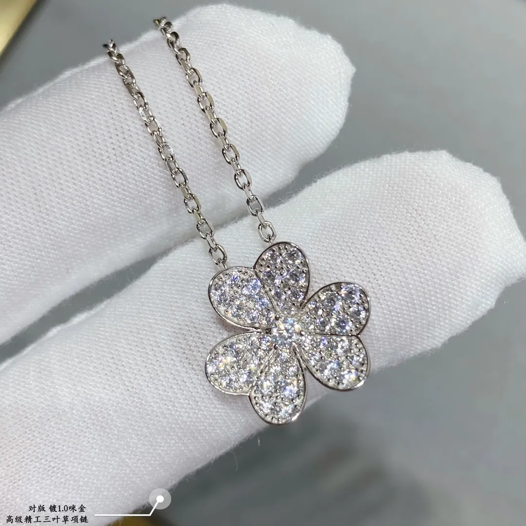 Alhambra Clover Diamond Necklace view 3