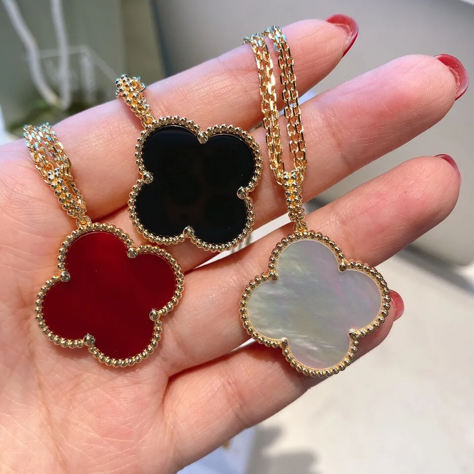 Alhambra Clover Long Necklace Large view 6