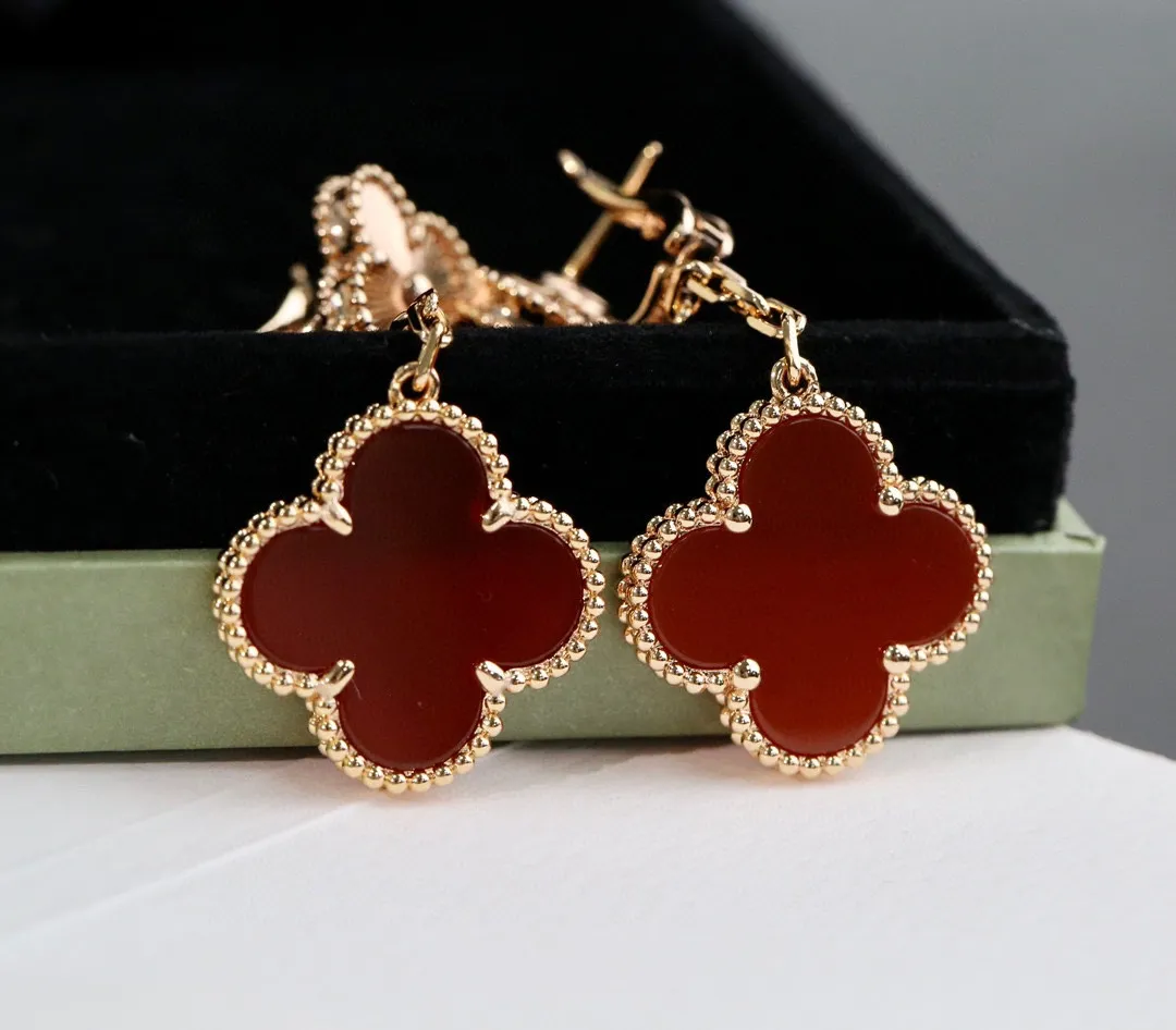 Alhambra Double Flower Earrings view 3