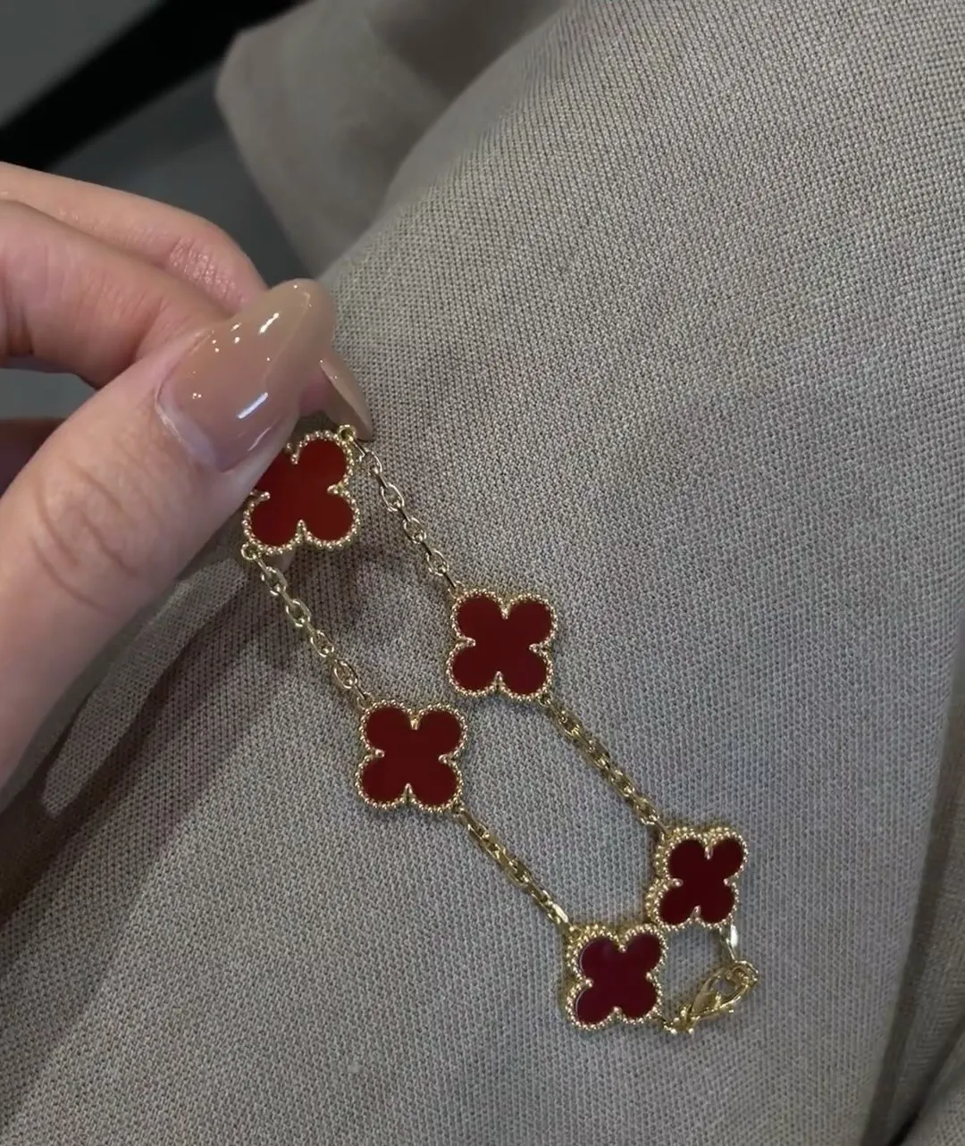 Alhambra Red Agate Bracelet view 4