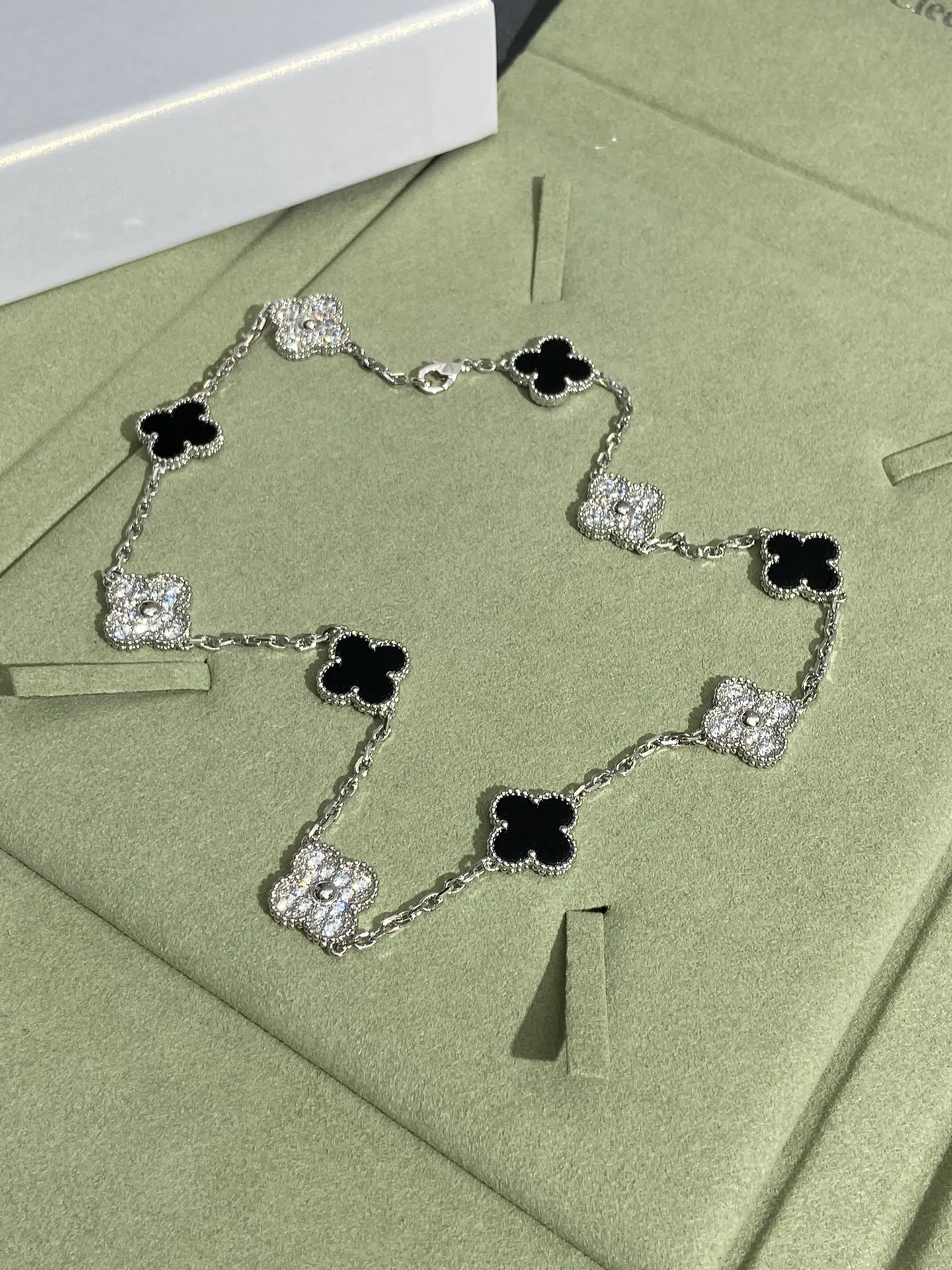 Alhambra Ten-Flower Chalcedony Necklace view 3