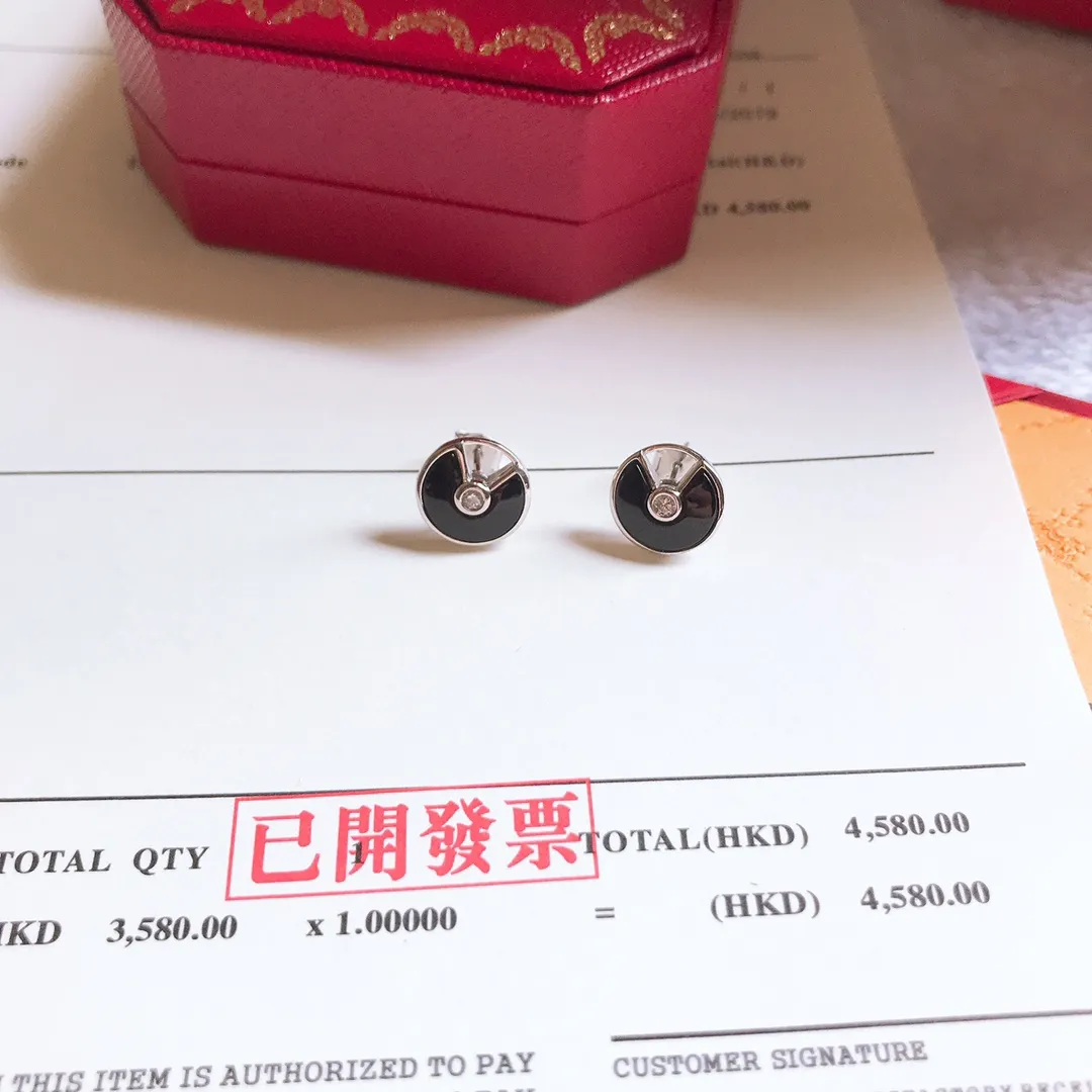 Amulet Earrings Silver view 3