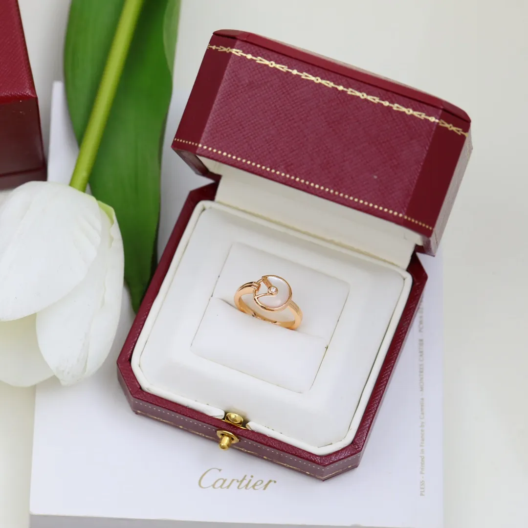 Amulet Ring White Mother-of-Pearl view 5