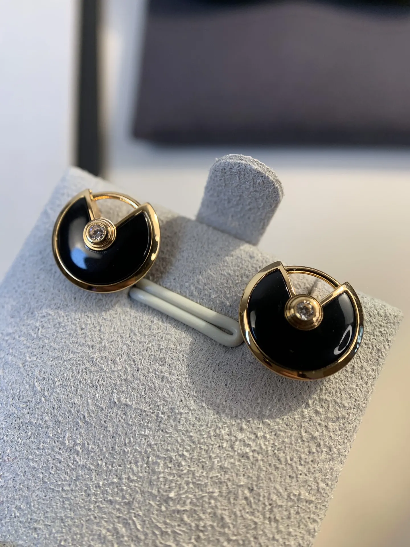 Amulette Earrings [acb3d8] view 4