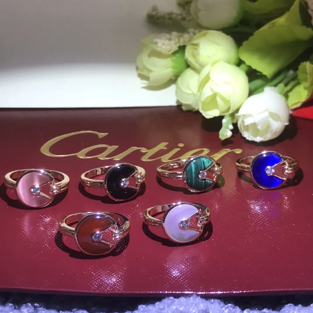 Amulette Ring view 6