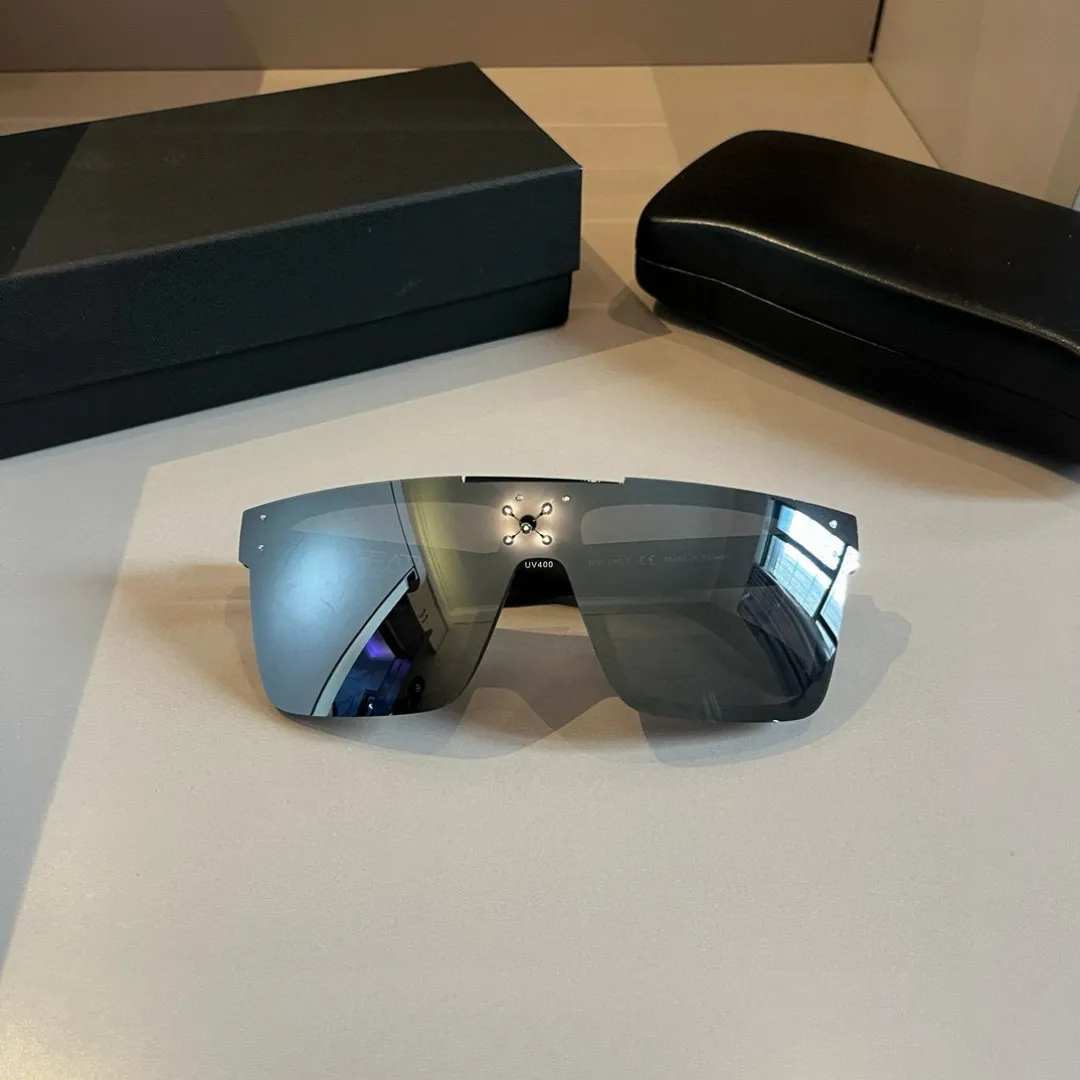 GG Glasses [SopSIQ] view 5