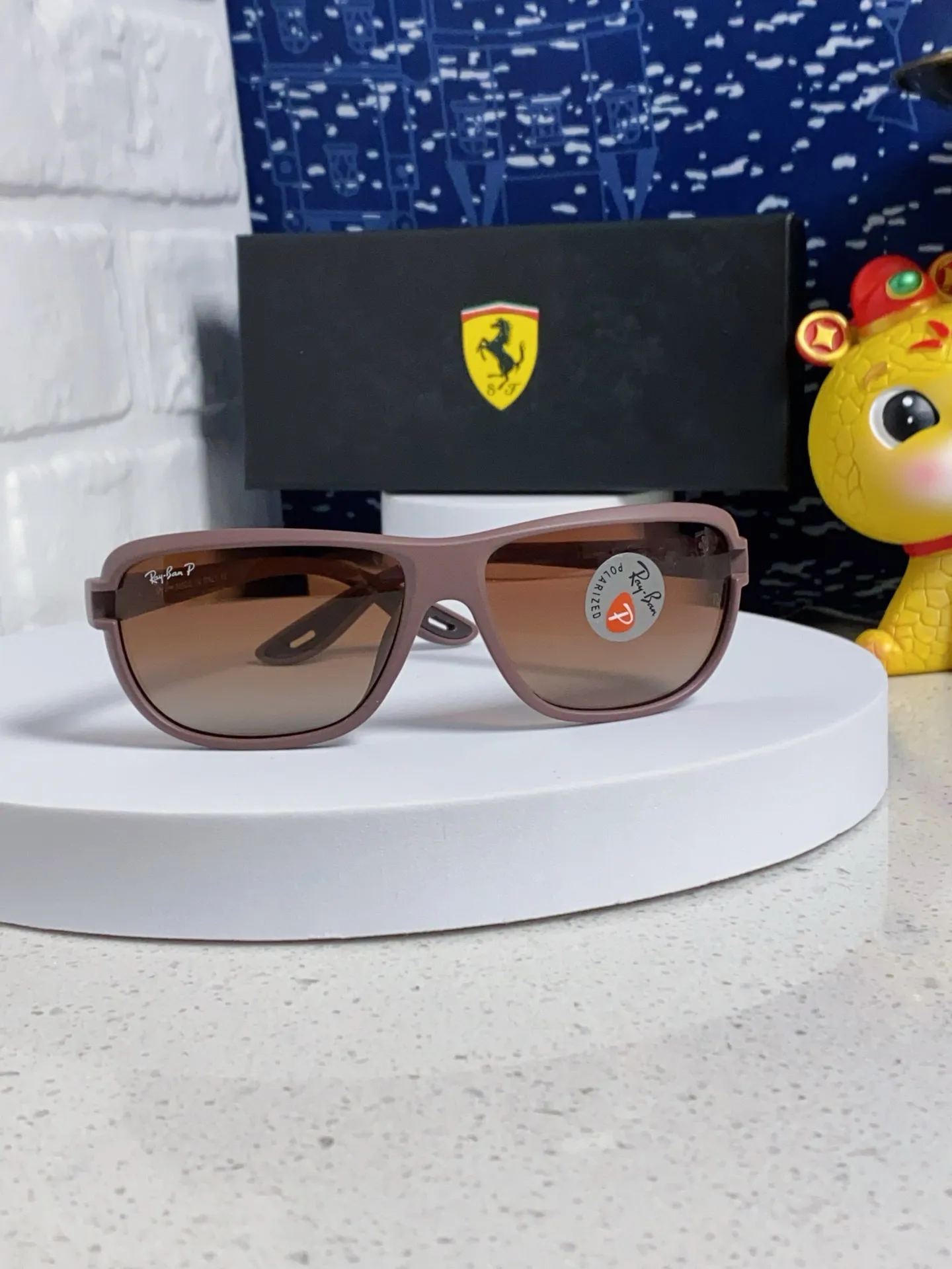 GG Sunglasses Purple view 2