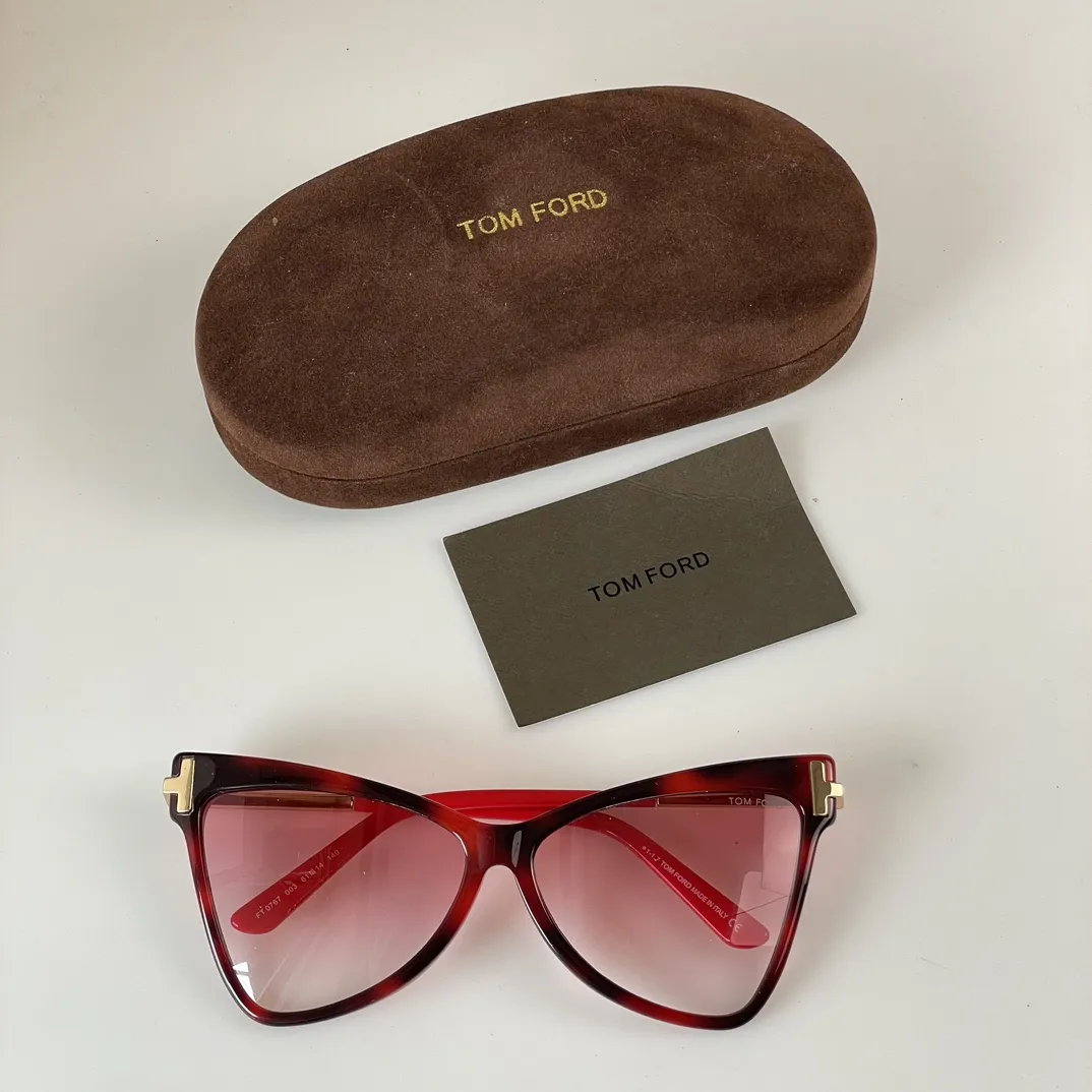 GG Sunglasses view 4