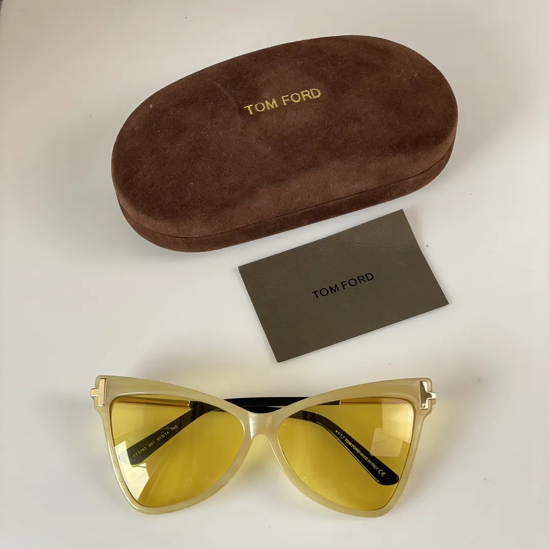 GG Sunglasses view 7